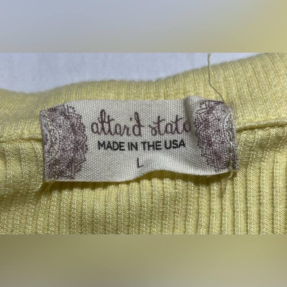 2/$20 Sale Altar’d State Crop Top - Picture 2 of 3